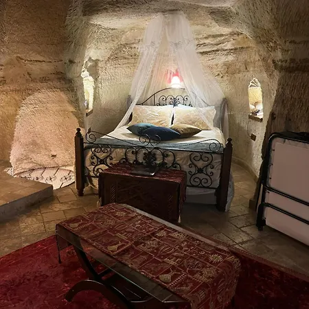 Castlee Cave Cappadocia Hotel *
