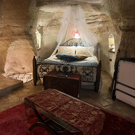 Castlee Cave Cappadocia Hotel *
