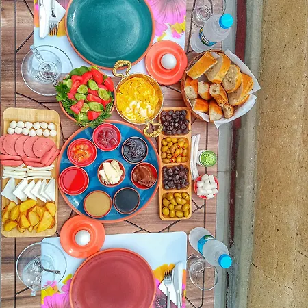 Castlee Cave Cappadocia Hotel *