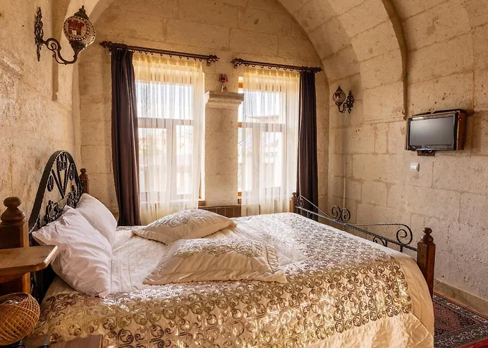 Castlee Cave Cappadocia Nevşehir