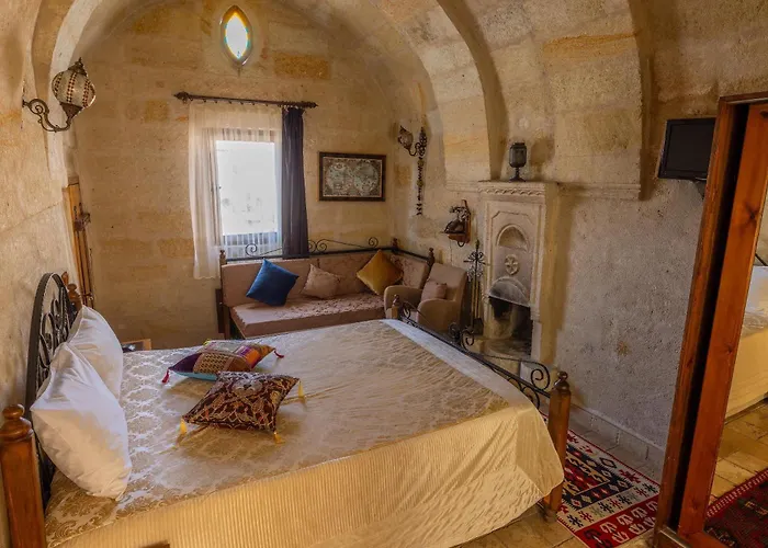 Castlee Cave Cappadocia Nevşehir