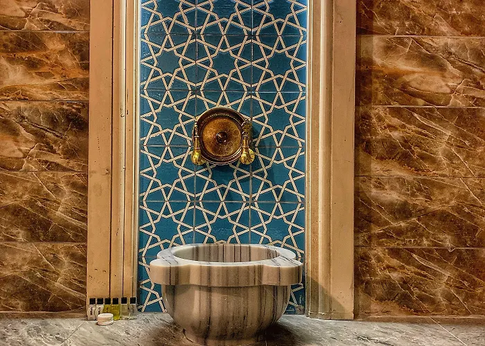 Castlee Cave Cappadocia * Nevşehir