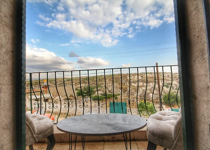 Castlee Cave Cappadocia * Nevşehir